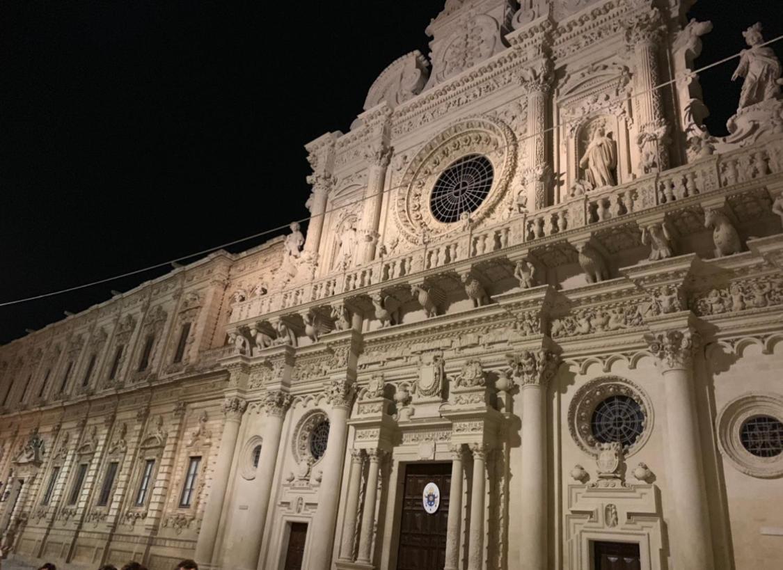 Moon Luxury Lecce Kültér fotó
